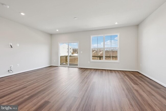 Building Photo - 8816 Selby Ct