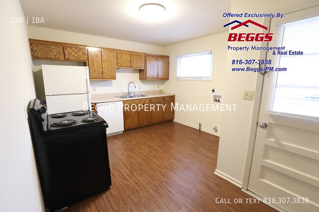 Photo - 205 Bonaire St
