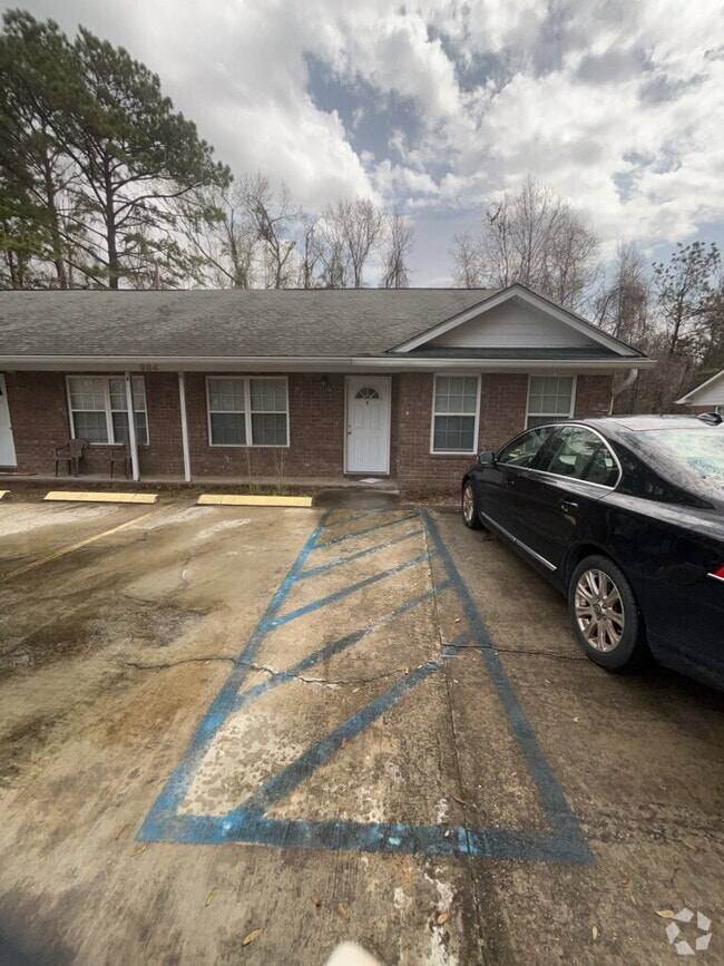 Building Photo - Duplex For Rent Unit B Rental