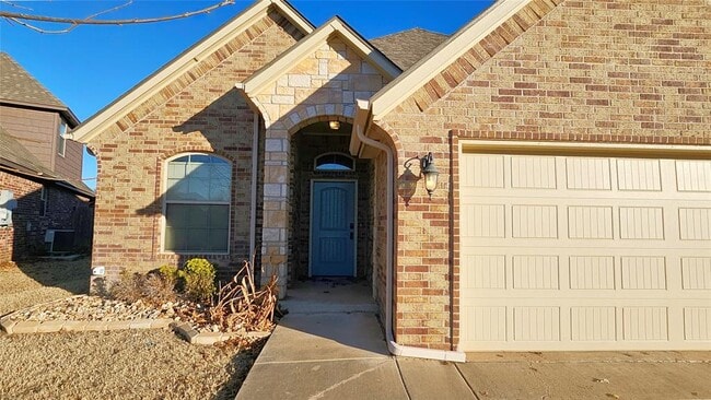 Photo - 1801 Savannah Ln