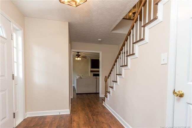 3356 Quarry Dr