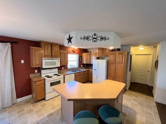 Photo - 412 Walters Dr
