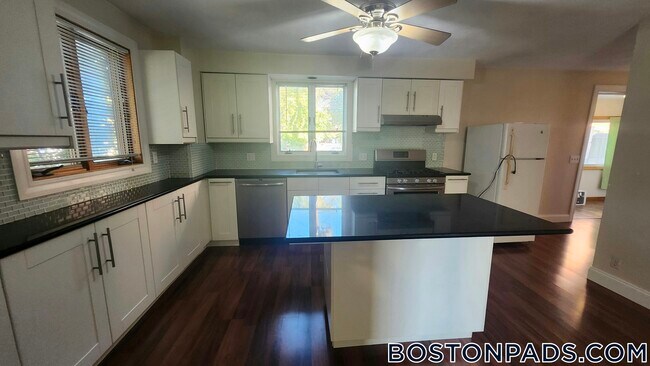 Photo - 60 Homer Ave Unidad 1