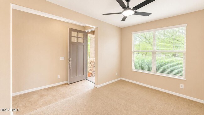 Photo - 277 N Jesse St