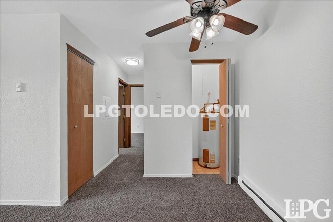 Photo - 1230 Bedford Woods Dr