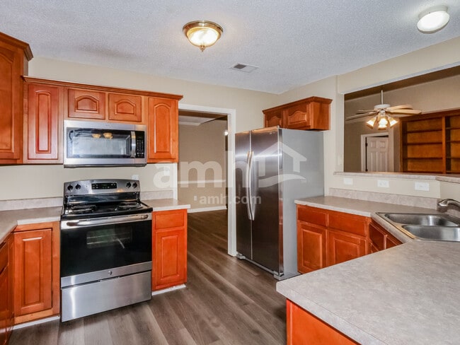Photo - 1575 Far Dr