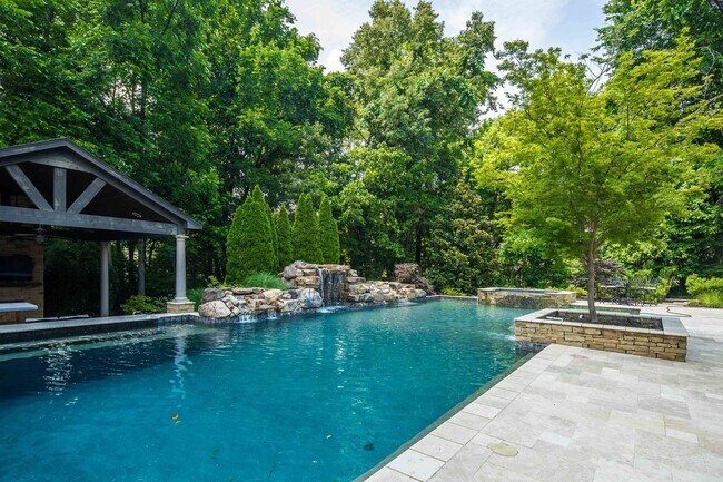 Photo - 9039 N Hollybrook Ln