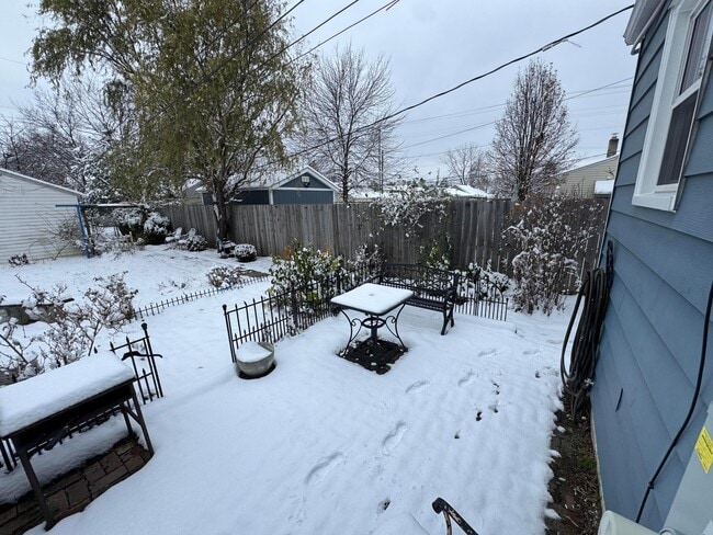 Photo - 657 E Moler St