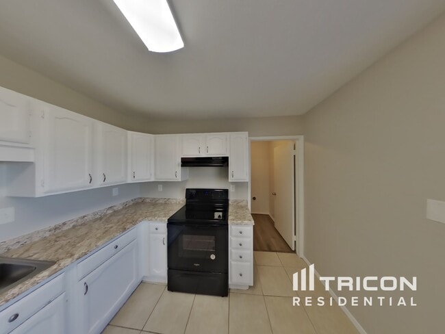 Photo - 3312 Woodlark Dr