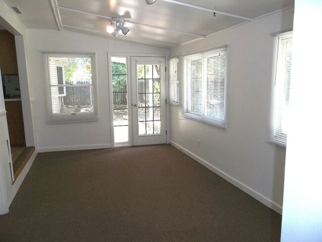 Photo - Charming Ranch Home Near the Foothills