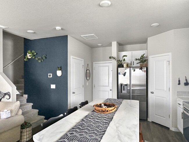 Photo - 260 Pawnee Rd Townhome