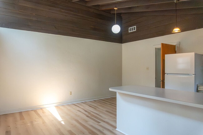 Photo - 1327 Linda Ann Dr