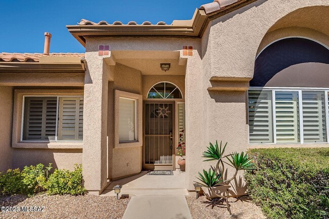 10769 N Eagle Eye Pl