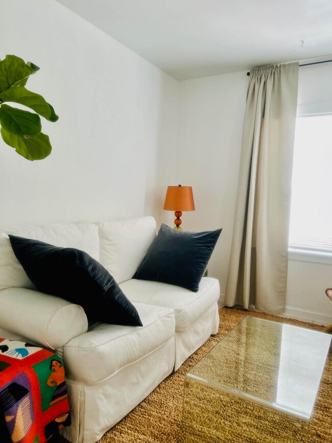 Photo - 707 2nd Ave S