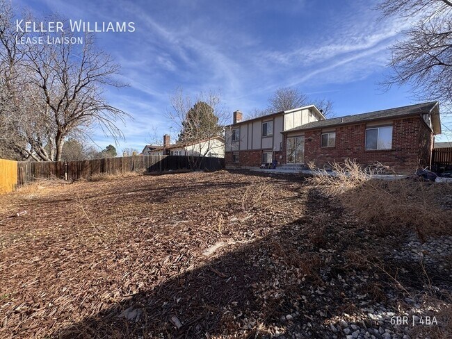 Photo - 277 Glenway St