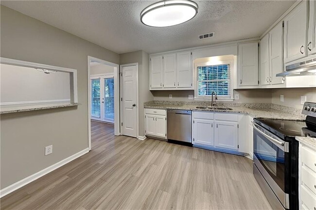 Photo - 1261 Brookton Woods Way
