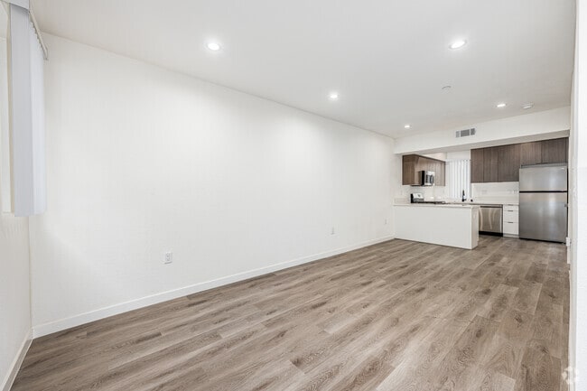 Townhome - 2BR, 2BA - 1256SF - Living Room