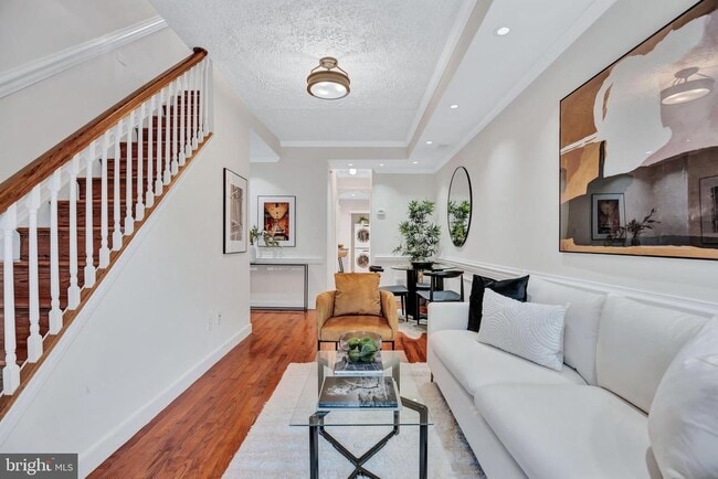 Photo - 1437 Duke St