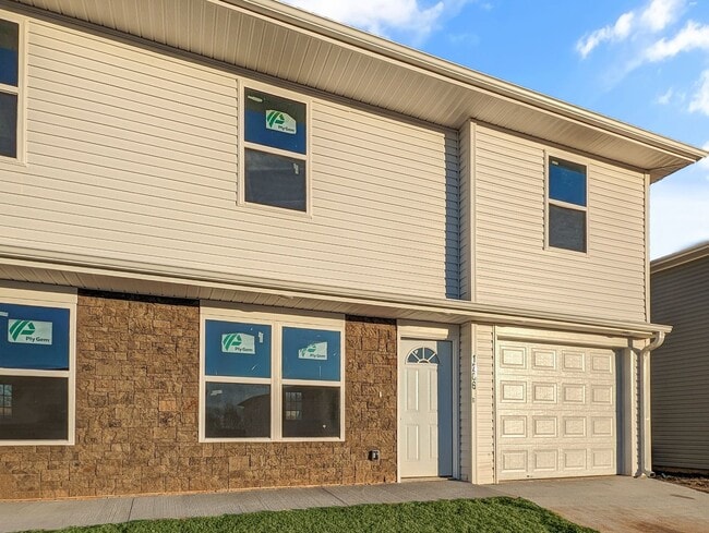 Photo - 1206 Nedra Dr