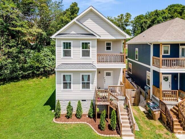 Building Photo - Beautiful Modern Home in East Nashville