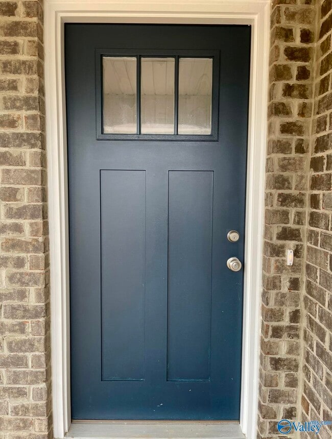 Photo - 272 Abercorn Dr