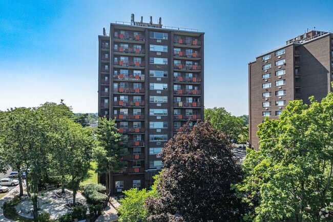 Alternate - Richmond Tower