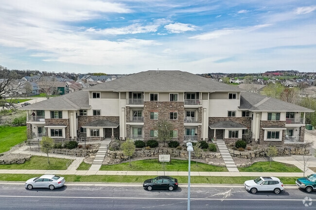 Building Photo - 6809 Milwaukee St Unit 6809 Milwaukee St #302 Rental