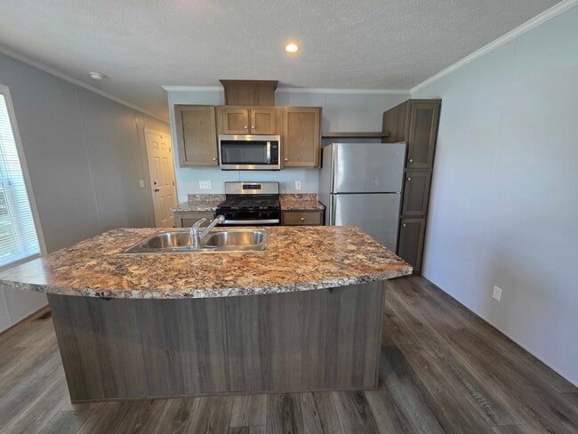 Photo - 3659 Pinoak St