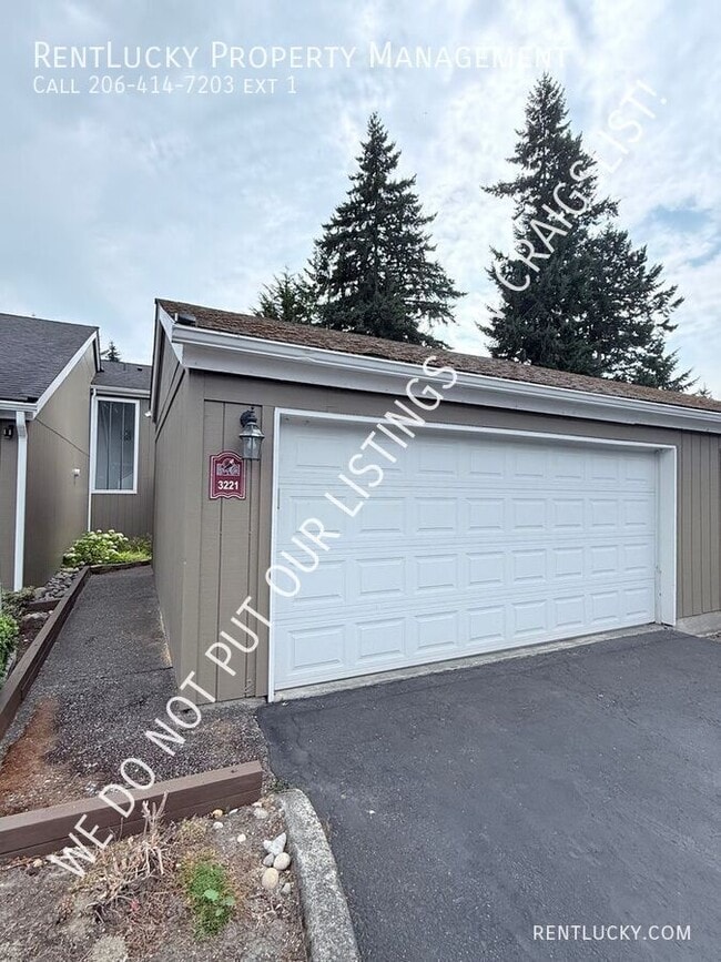 Building Photo - 3221 SW 319th Pl Unit 21 Rental