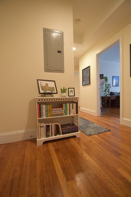191 Winthrop Rd Unit 3