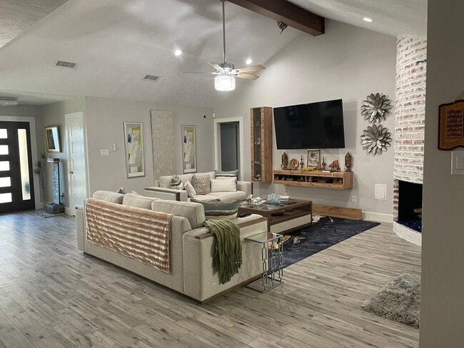 Photo - 14227 Sandfield Dr