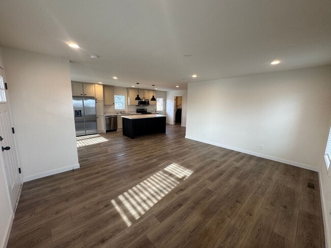 Photo - 315 Gerdes Ave