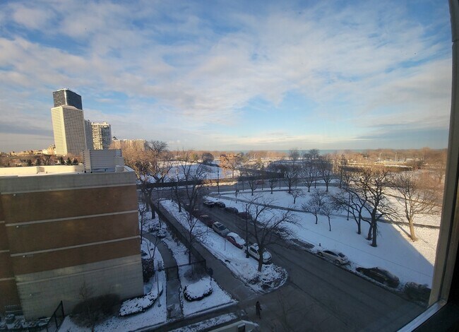 Photo - 5100 N Marine Dr Unit 6B