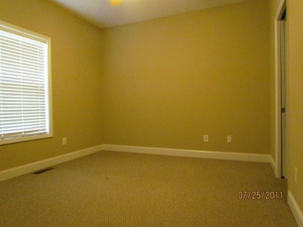 1 Bedroom, 1 Bathroom - Covington Station