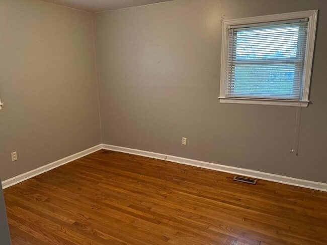 Photo - 2391 Allen Dr