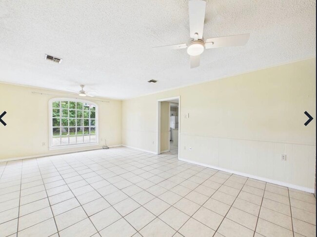 107 Guillot Rd Unit Guillott