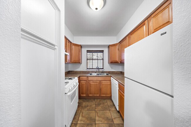 Photo - 711 Holiday Dr Unit 72