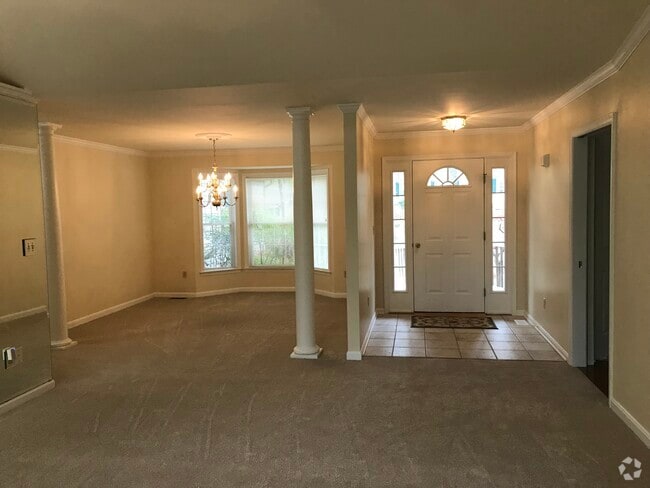 Building Photo - 113 Battlefield Rd Rental