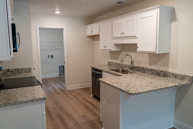 Photo - 1704 Atlanta Ave Unit B