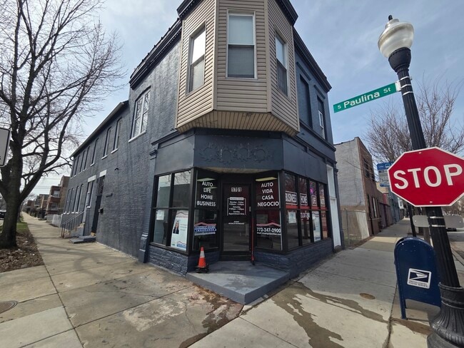 Building Photo - 1701 W 35th St