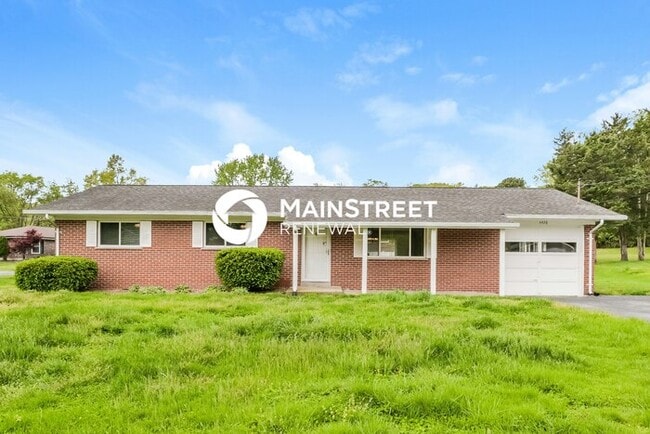 3 Bedroom Pet-Friendly Home in Arnold, MO ... - 3 Bedroom Pet-Friendly Home in Arnold, MO ...