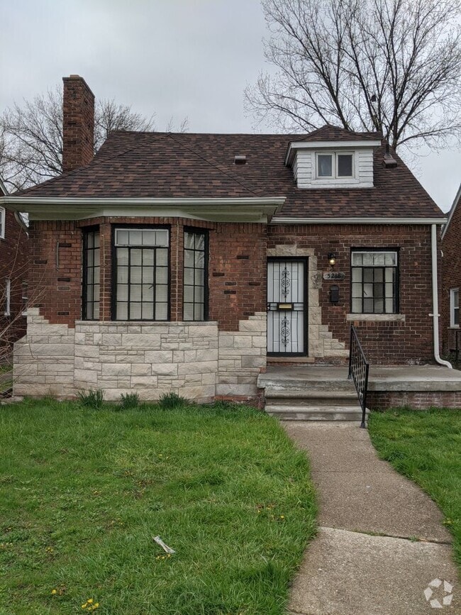 Building Photo - 5218 Bedford St Rental