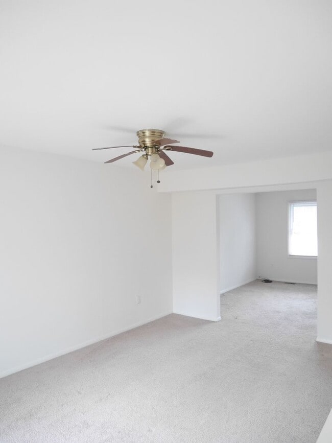 Photo - Olde Crofton Charm! Two Bedroom Townhome