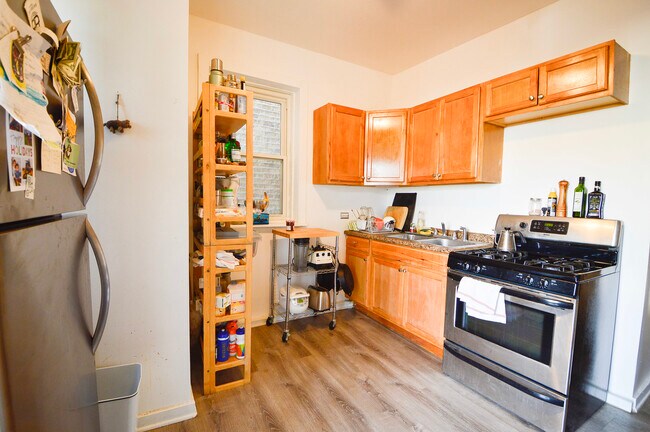 Photo - 3320 W Crystal St Unit 1