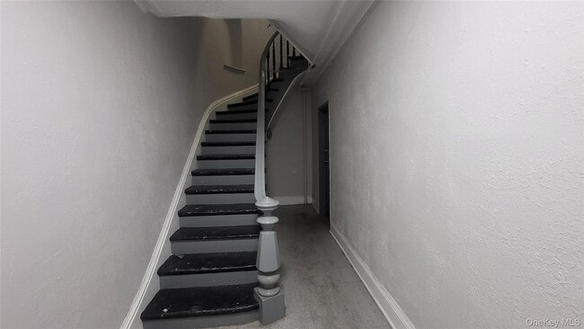 Photo - 61 S Hamilton St