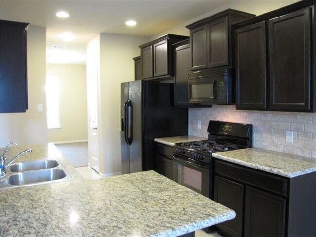 Photo - 1810 Dover Heights Ln