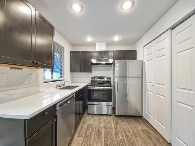 Photo - Pet-Friendly 2BR Duplex with Fenced Yard & New Carpets