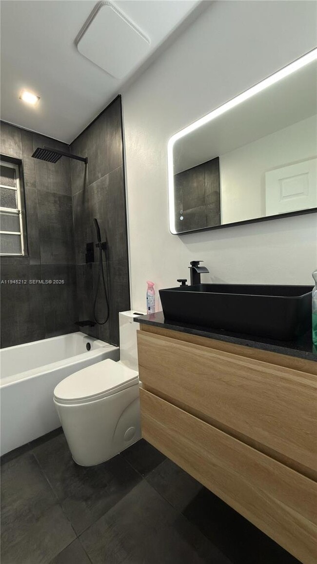 Photo - 1001 SW 98th Ave