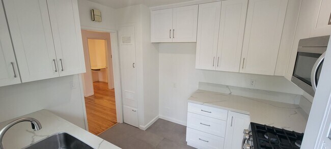 Photo - 3494 Rowena Ave Unit 2A