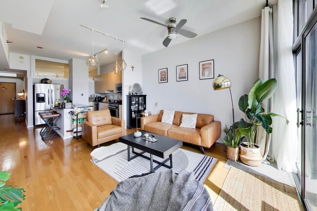 Photo - 1201 W Adams St Unit 805